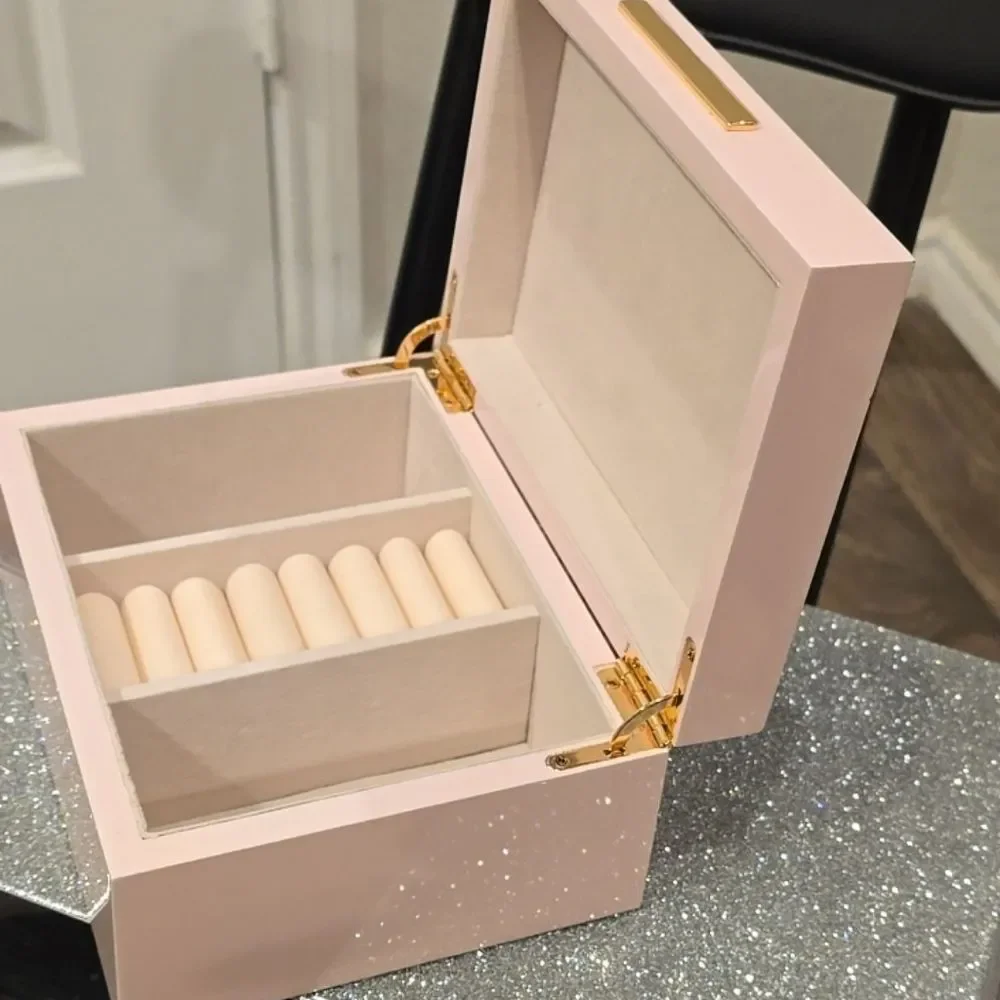 At Home Pink‎ & Gold Jewelry Storage Case
